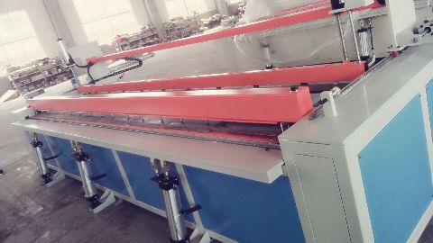 供应用于折弯的高品质塑料板材折弯机可按要求订做，兄弟联赢专业厂家