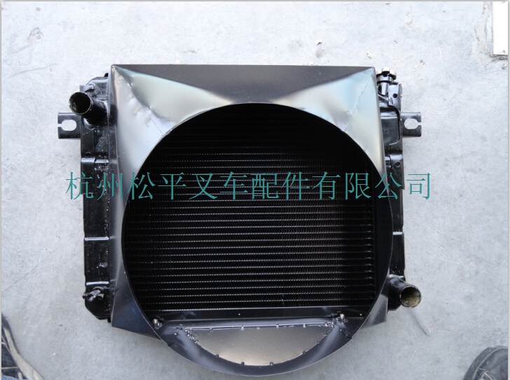 杭州叉车配件总汇，30HB水箱叉车散热器总成图片