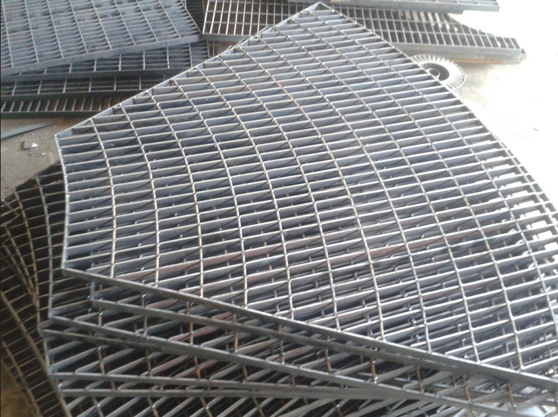 供应热镀锌钢格板 水篦子 钢格栅 格栅板 沟盖板厂家  钢梯