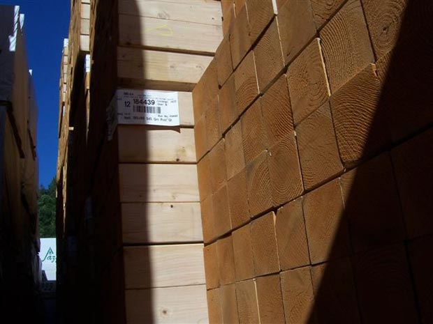 供应用于桑拿板的加拿大铁杉无节材，加拿大铁杉板材图片