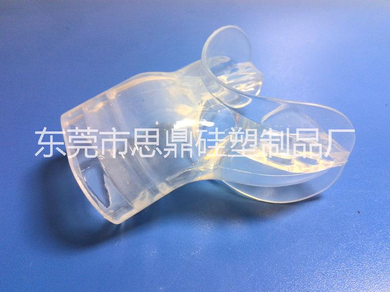 供应用于P+R制品|智能手表壳带|婴儿制品的LSR液态硅胶制品模具图片