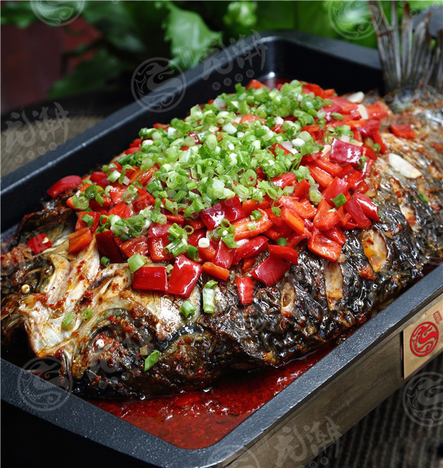 供应餐饮连锁加盟江西龙潮美式炭火烤鱼图片