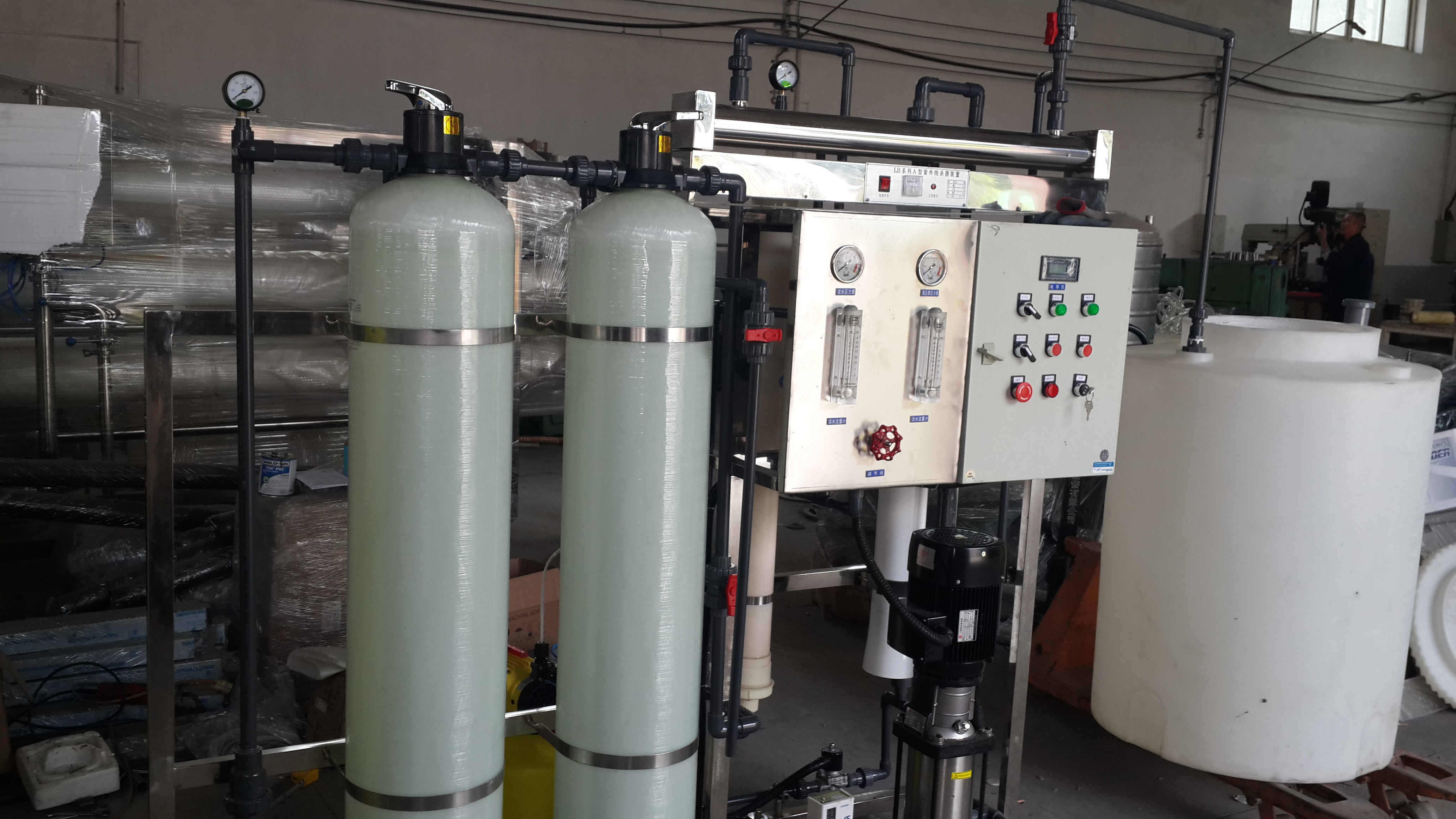 供应纯净水设备报价，由廊坊兴达提供各种规格水处理设备专业生产厂家