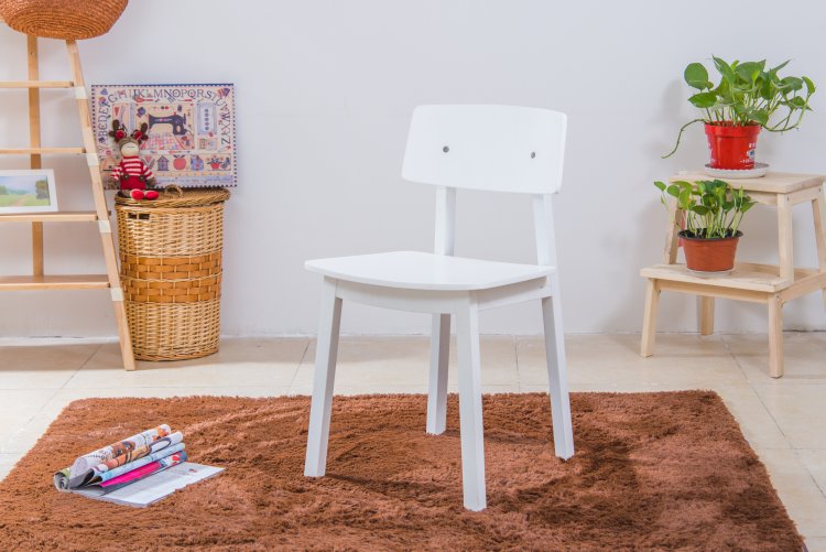 乐怡联源厂家直销、批发供应北欧风格餐椅，简约风格餐椅、坐椅