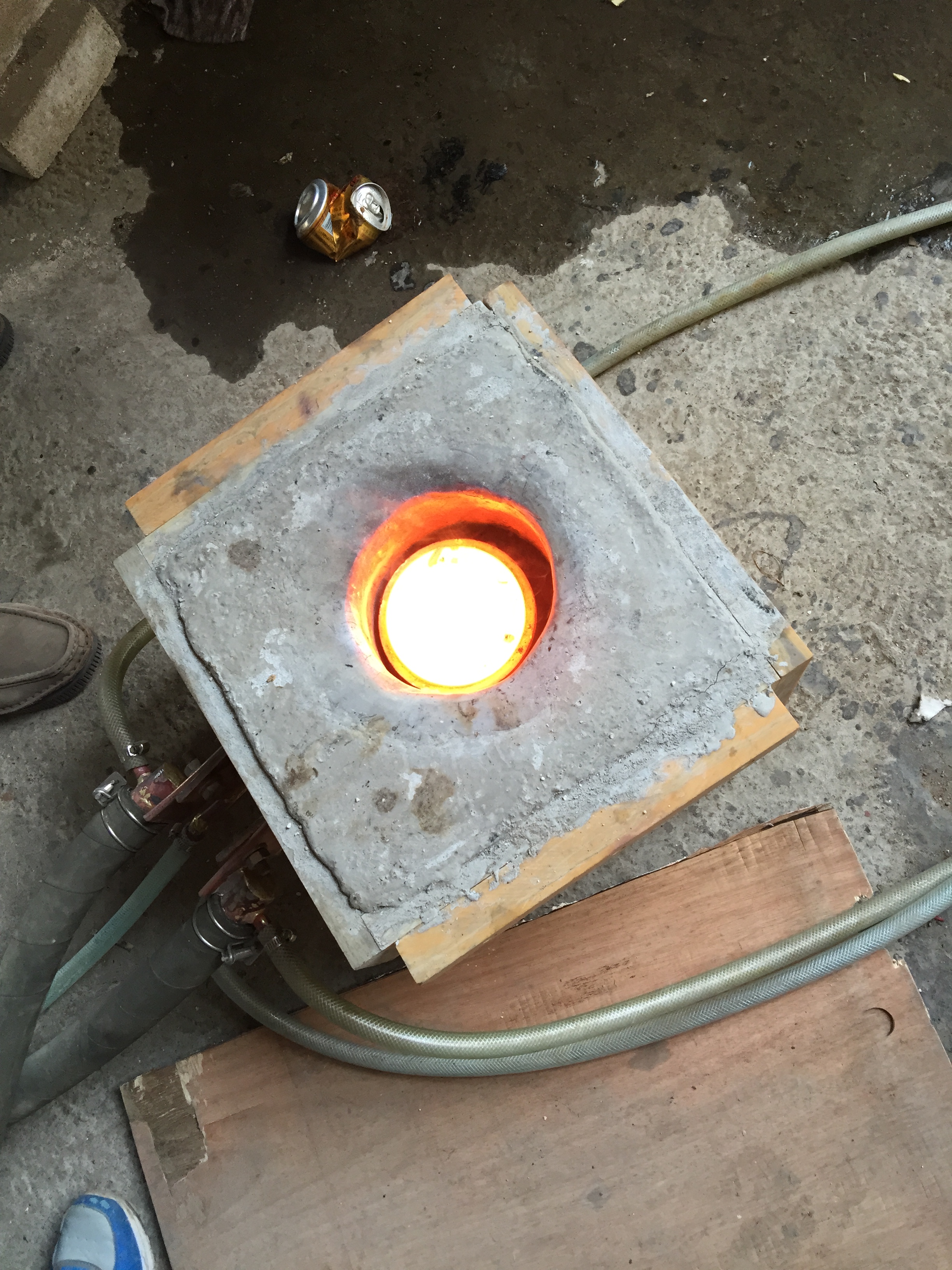 供应中频熔炼炉（5kg） 洛阳钢坯感应加热炉 电加热炉 洛阳钢筋感应加热炉 圆棒料透热炉 中频熔炼炉