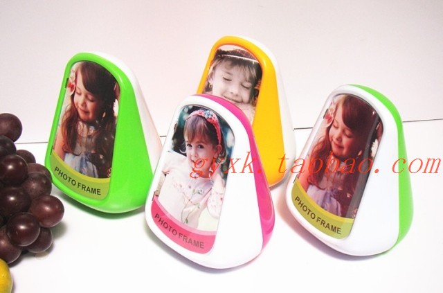 供应用于塑料的儿童婚纱影楼活动礼品相框批发