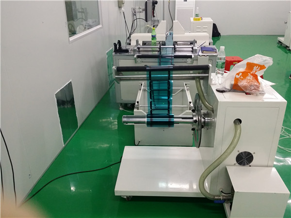 高速印刷全自动卷料薄膜丝网印刷机应用在PET薄膜材料
