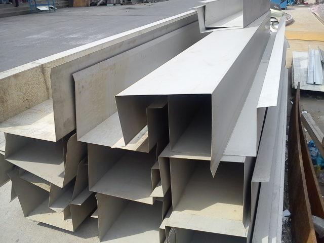 供应用于屋顶排水系统的不锈钢天沟 不锈钢屋顶排水槽