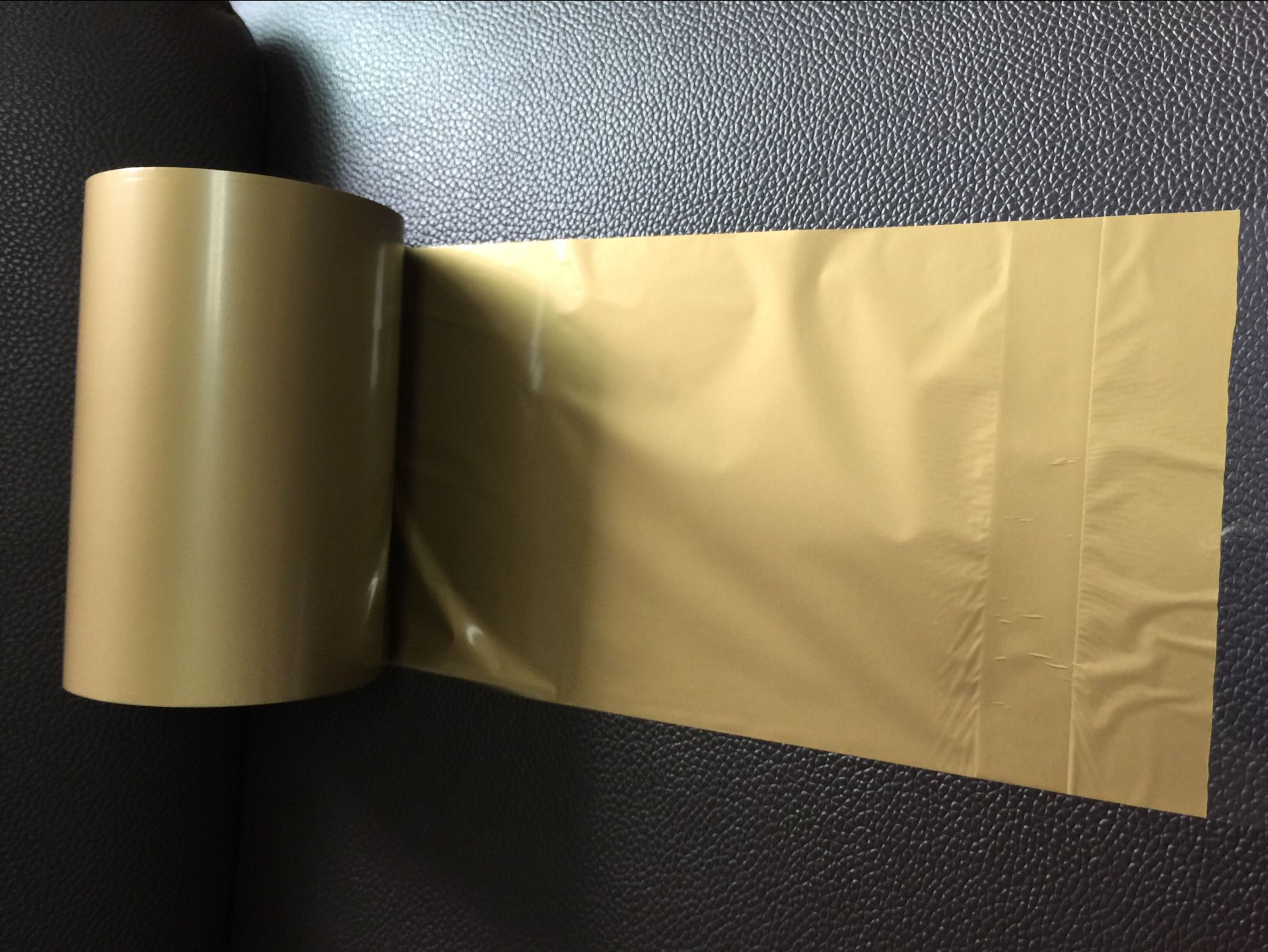 深圳市彩色碳带黄色特殊树脂条码标签打印厂家供应用于的彩色碳带黄色特殊树脂条码标签打印机110mm*300m