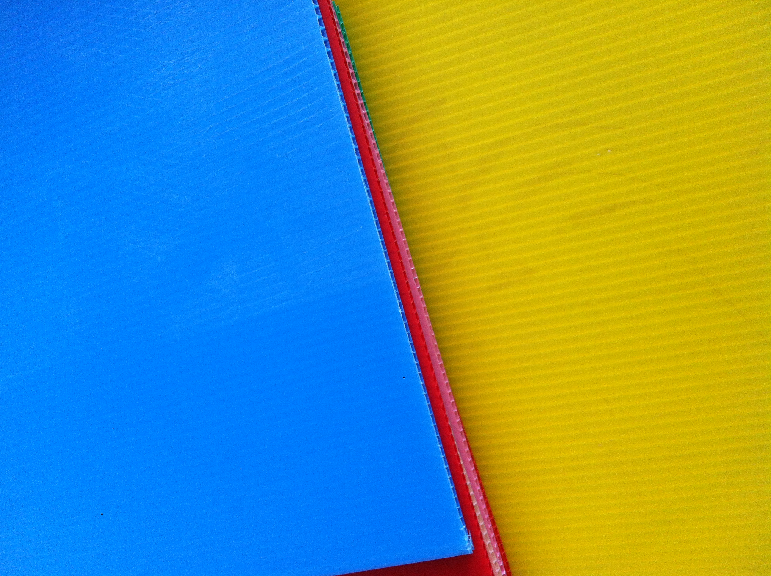 厂家直销彩色PP塑胶中空板万通板 周转箱刀卡广告牌专用可定制