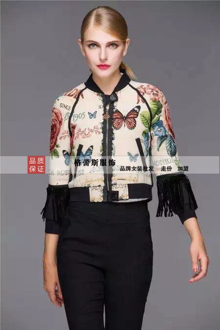 深圳哪里有冬季新款羽绒服刺绣大衣欧时力女装品牌折扣新款