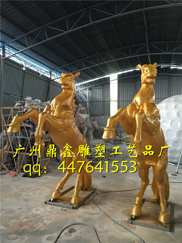 广州市立马雕塑玻璃钢飞马迎宾骑士马雕塑厂家