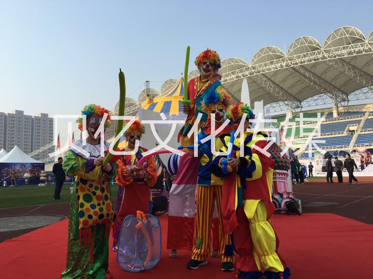 上海专业小丑演出活动策划 上海小丑演出报价上海小丑演出一场多少钱