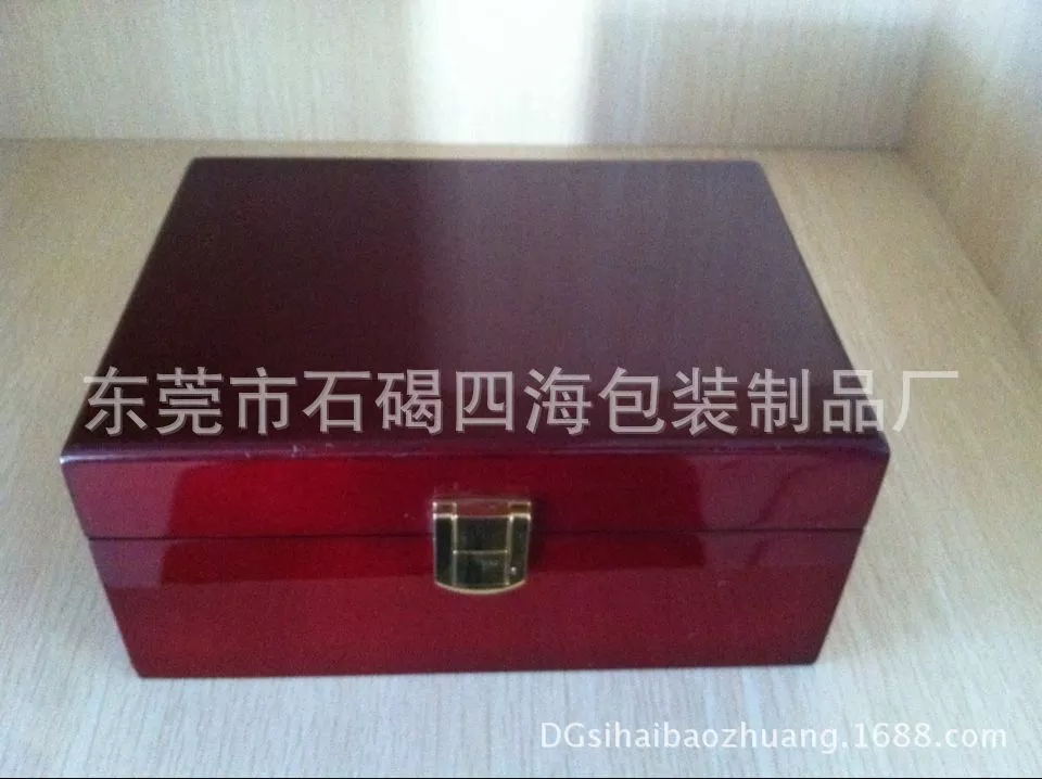 东莞市高档喷油木盒厂家高档喷油木盒