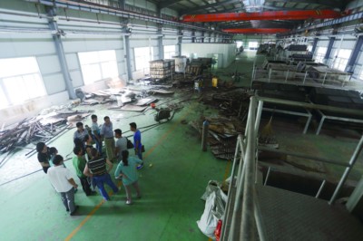苏州化工厂拆除昆山化工设备回收图片