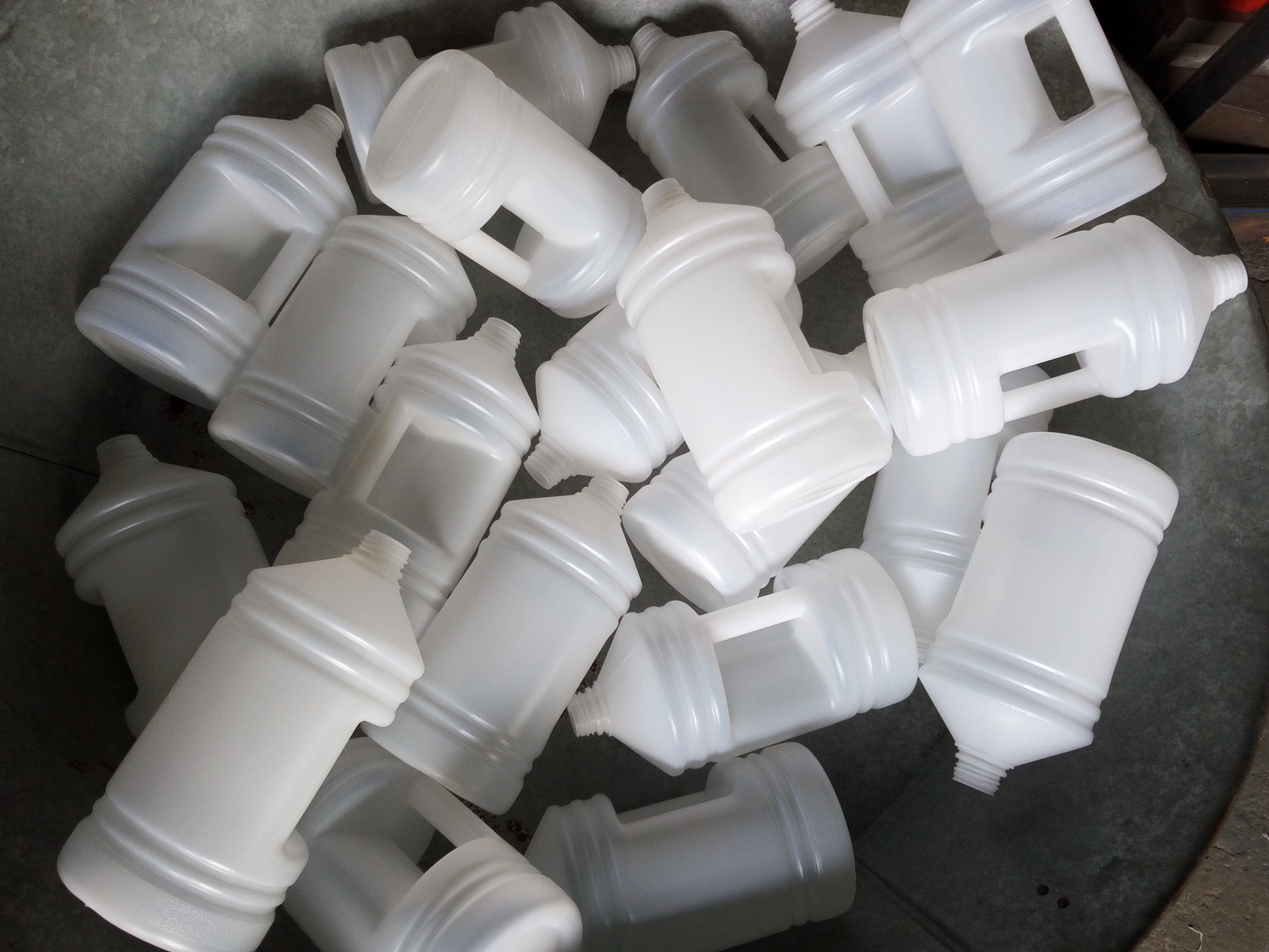 大量供应生产 中空吹塑机 中空吹塑机生产厂家 浙江中空吹塑机生产 中空吹塑机价格