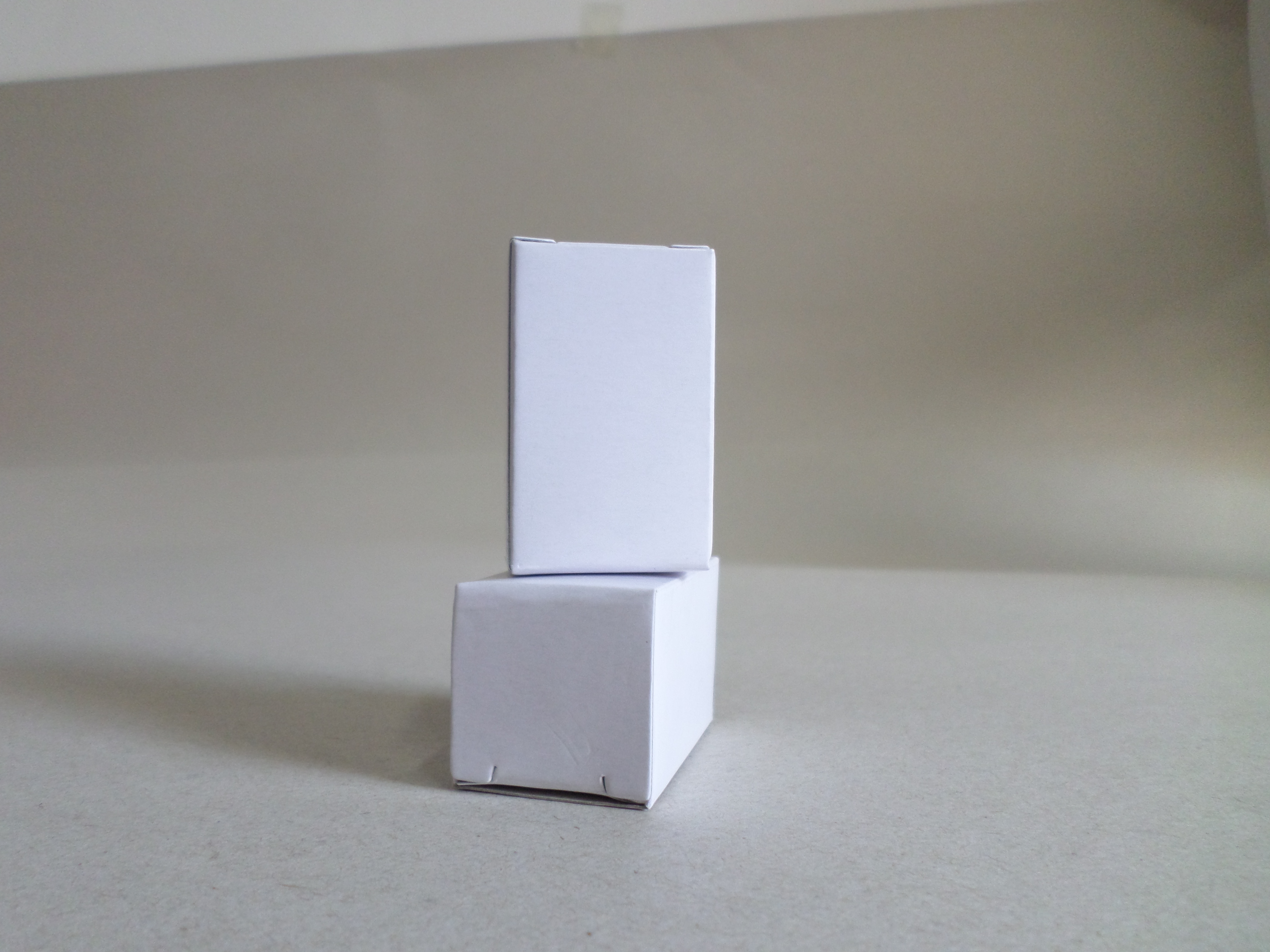 厂家直销供应 白盒厂家 白盒包装盒 LED灯泡白盒纸盒 通用包装盒图片
