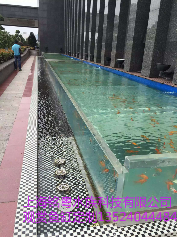 徐州有机玻璃板材游泳池制作 悬空亚克力游泳池 透光板图片