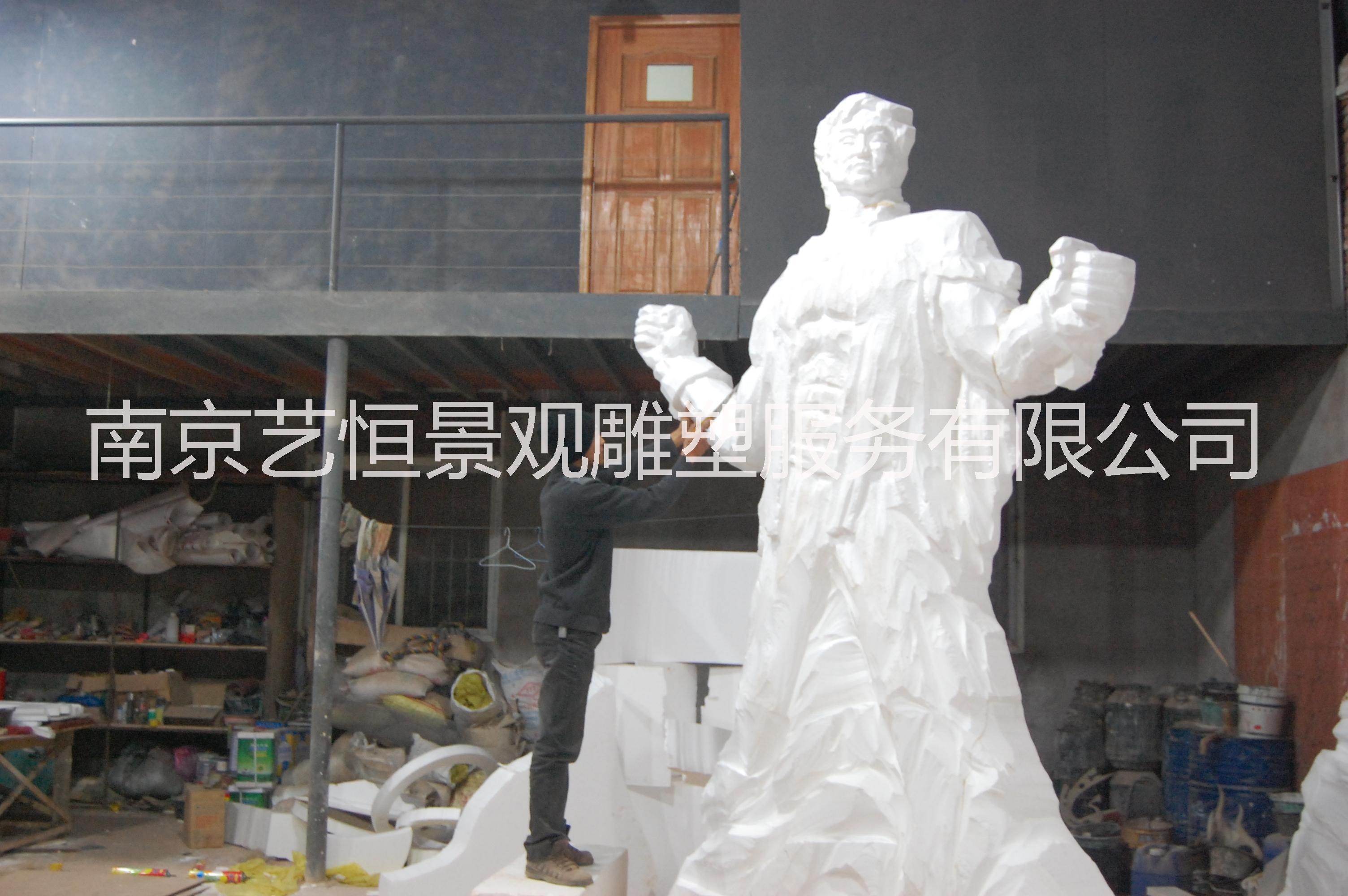 南京市人物雕刻厂家人物雕刻   南京雕塑厂做人物雕刻 人物雕塑 雕刻人像