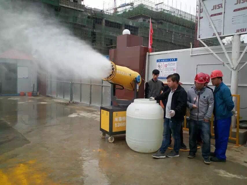 工地喷雾机设备新郑风送式雾炮