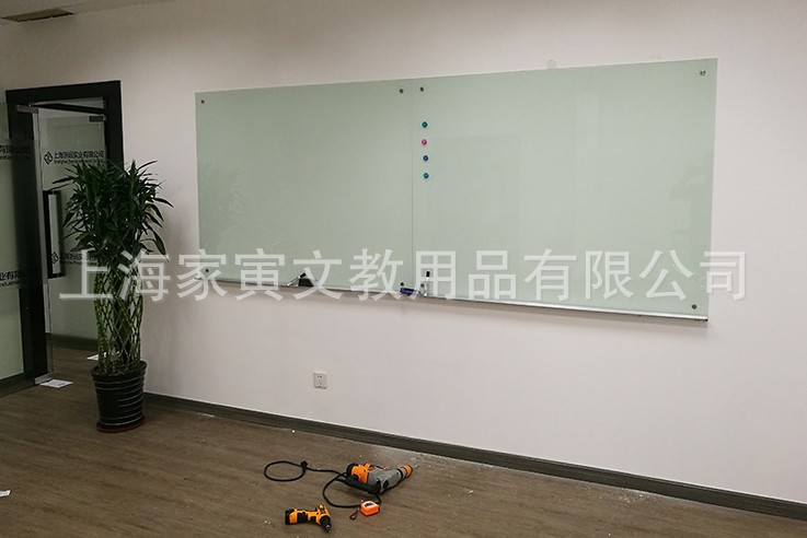 钢化磁性玻璃白板挂式上海工厂定做批发