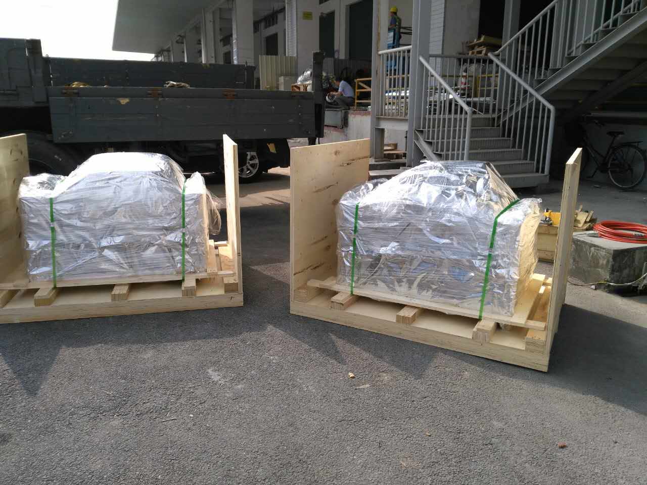 萝岗开发区区专业设备出口木箱包装
