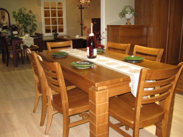 天津酒店实木餐桌椅 天津咖啡厅实木餐桌椅 天津西餐厅实木餐桌椅 纯实木组合餐桌椅图片