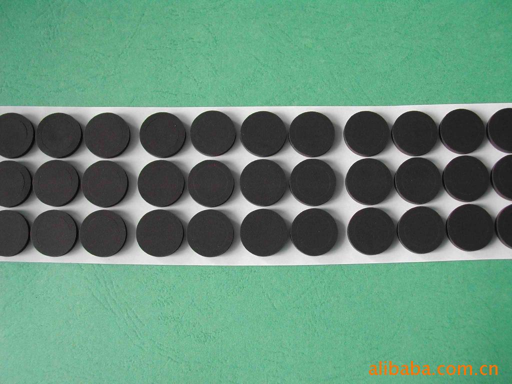深圳硅胶垫生产厂家 胶垫任意颜色批发 黑色硅胶垫厂家 导热硅胶垫哪家好  硅胶垫背3M双面胶价格 供应商 硅胶垫片