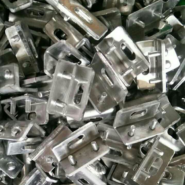 广东厂家供应铝单板实心角码  广东厂家供应铝单板 实心角码