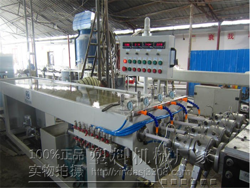 PVC穿线管生产线设备张家港鑫达PVC穿线管生产线设备