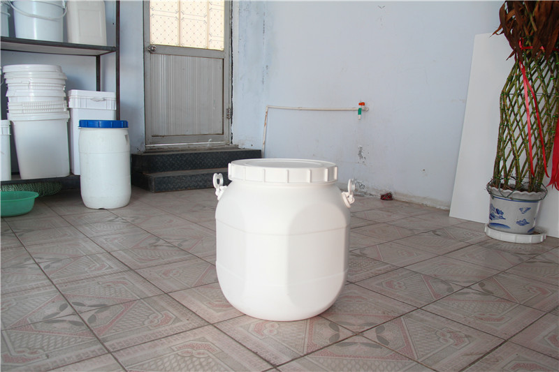 供应50升塑料桶 塑料桶 大口桶 化工桶 周转桶 50公斤