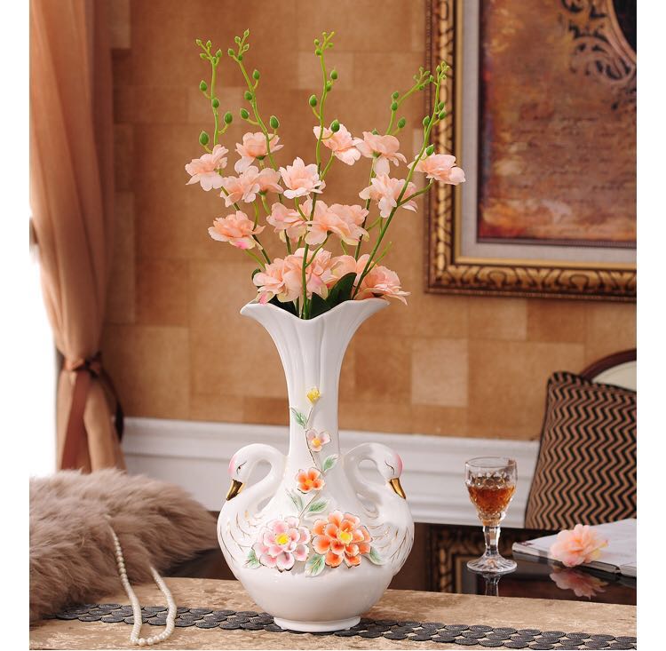 陶瓷双鹅花瓶