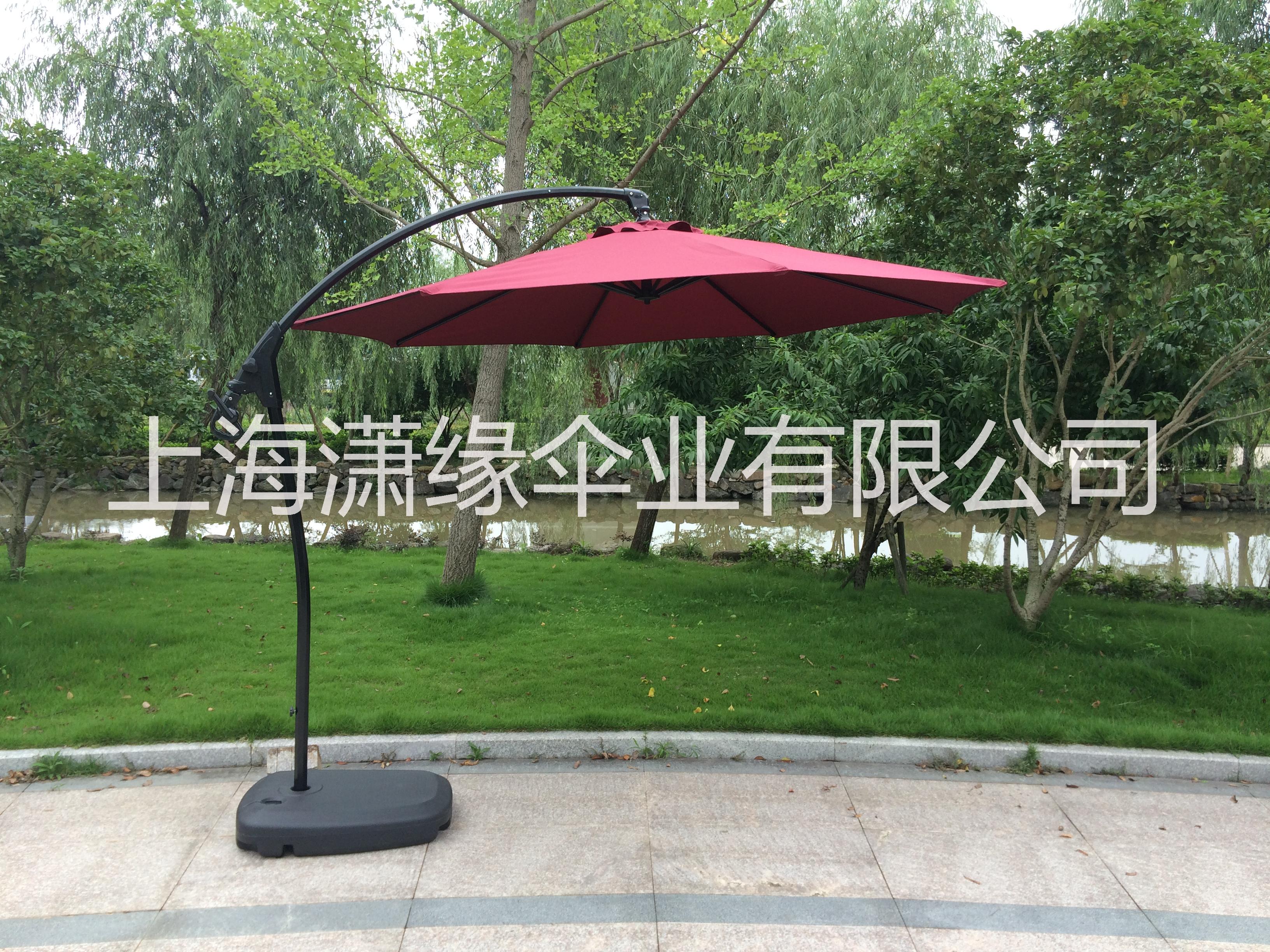 上海香蕉伞批发定制 侧立式庭院伞 沙滩伞厂家直销