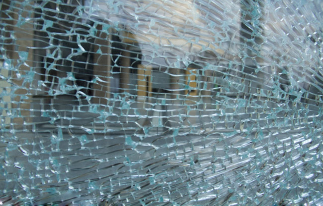 深圳碎玻璃清理回收电话 深圳碎玻璃回收清理公司 上门回收碎玻璃