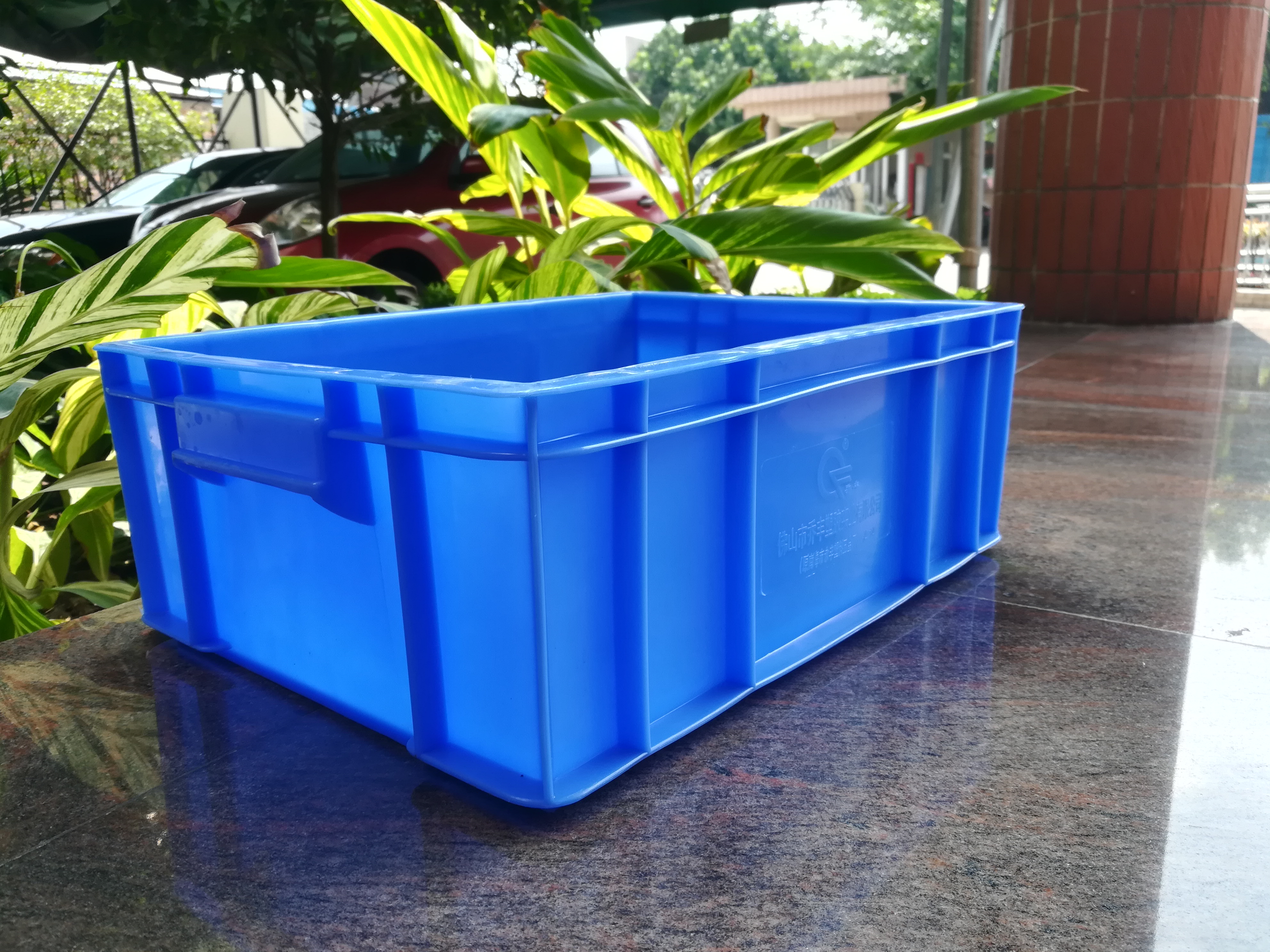 蓝色塑料箱生产厂家，蓝色塑料周转箱厂家直销价格，蓝色塑料箱子 中山蓝色塑料箱生产厂家