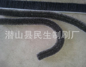 安庆市皮带毛刷厂家厂家直销尼龙丝皮带毛刷 输送带除尘毛刷 橡胶带植皮带毛刷