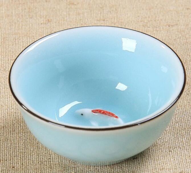 创意陶瓷浮雕单鲤鱼小反口茶杯水杯 青瓷功夫茶具茶杯