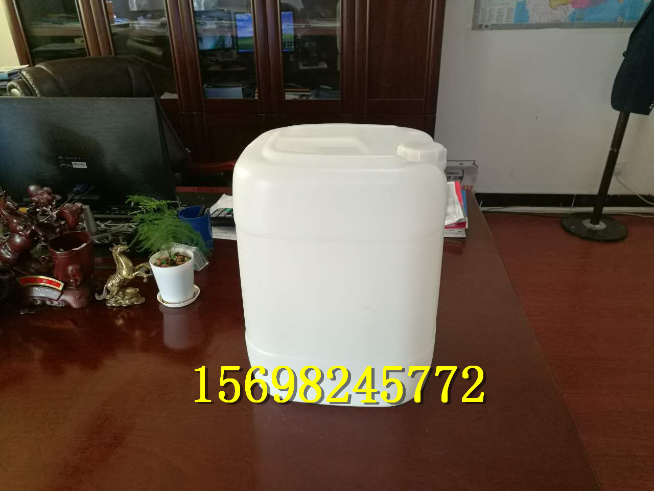 求购25升塑料桶/25升化工塑料桶/25升塑料化工桶价格