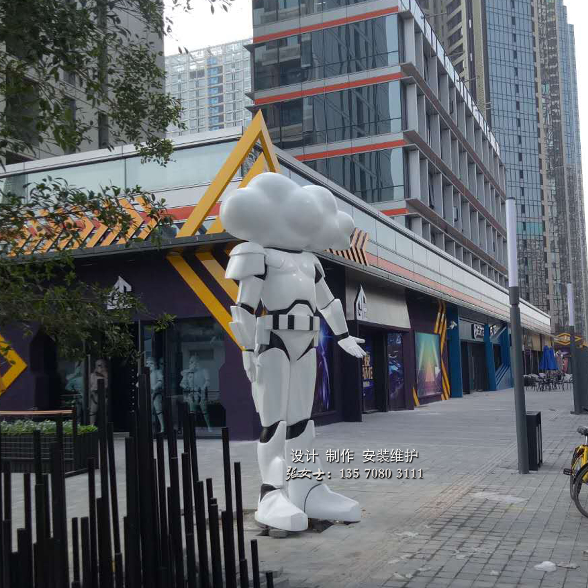 深圳万科地产打造特色主题街区雕塑