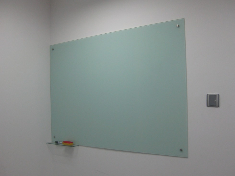 超白玻璃白板 质保3年会议培训磁性玻璃白板武汉安装 超白钢化磁性玻璃白板