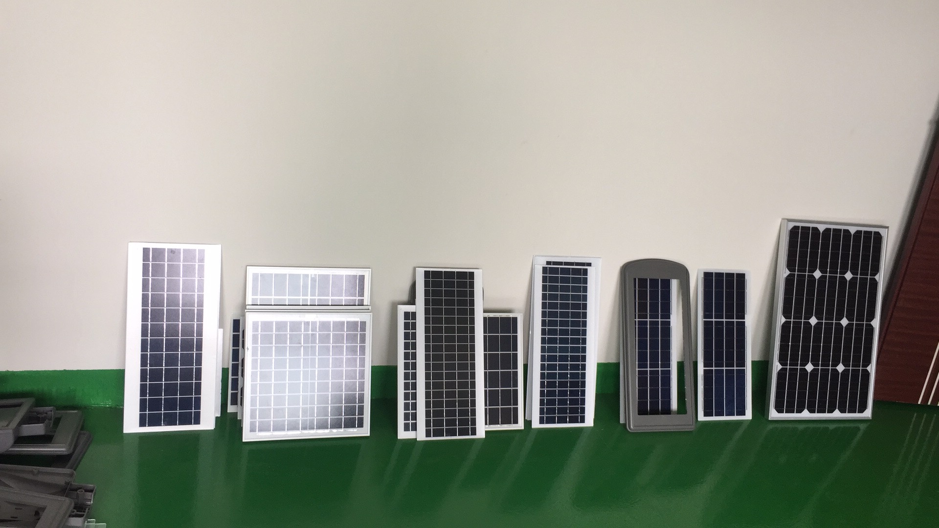 太阳能电池板厂家批发