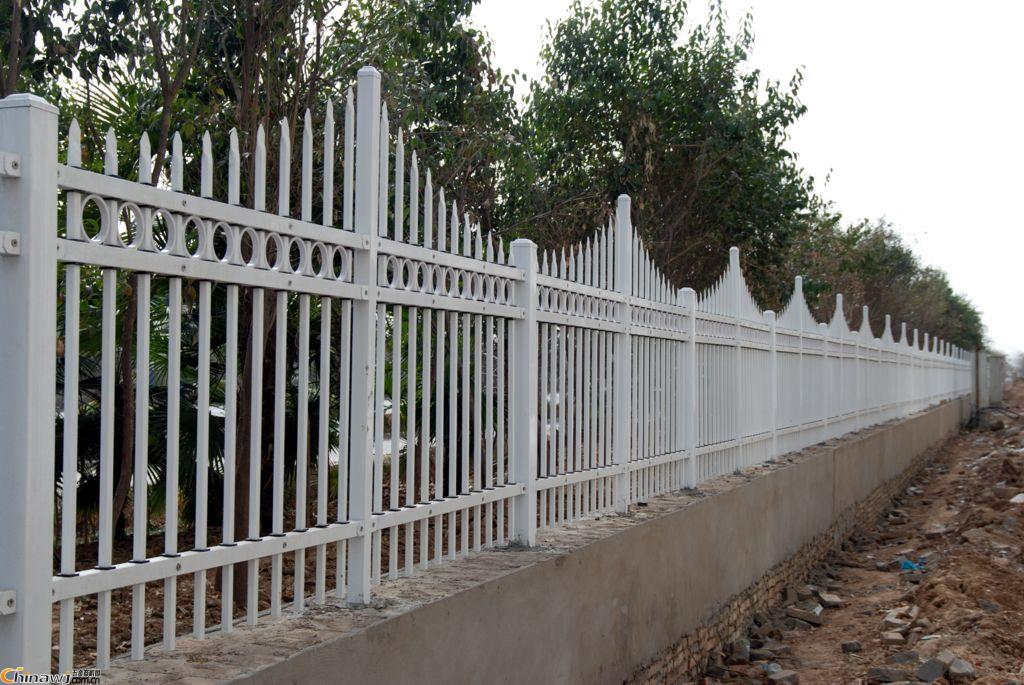 商丘组装围墙栅栏，市政京式护栏批发