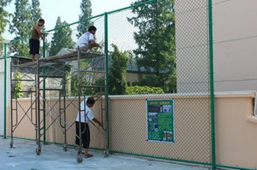 成都球场围栏网、成都体育场防护网、成都篮球场围栏、成都运动场防护网、球场护栏