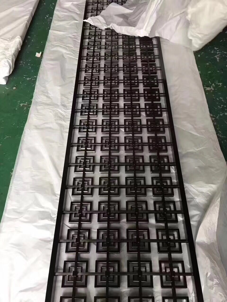 供应上海不锈钢屏风金镶玉不锈钢厂家定制加工图片
