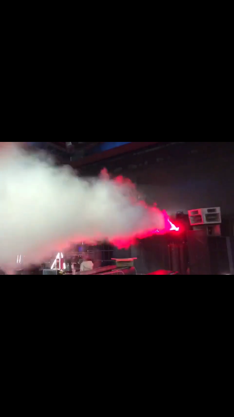 深圳坂田酒吧舞台气体，横岗烟雾气体图片