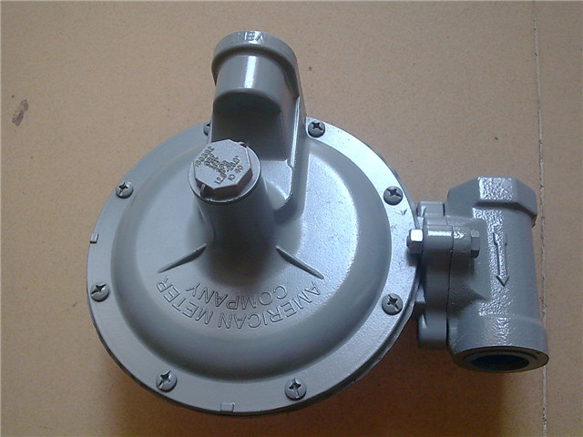 艾默科1803B2天然气调压阀螺纹接口调压器