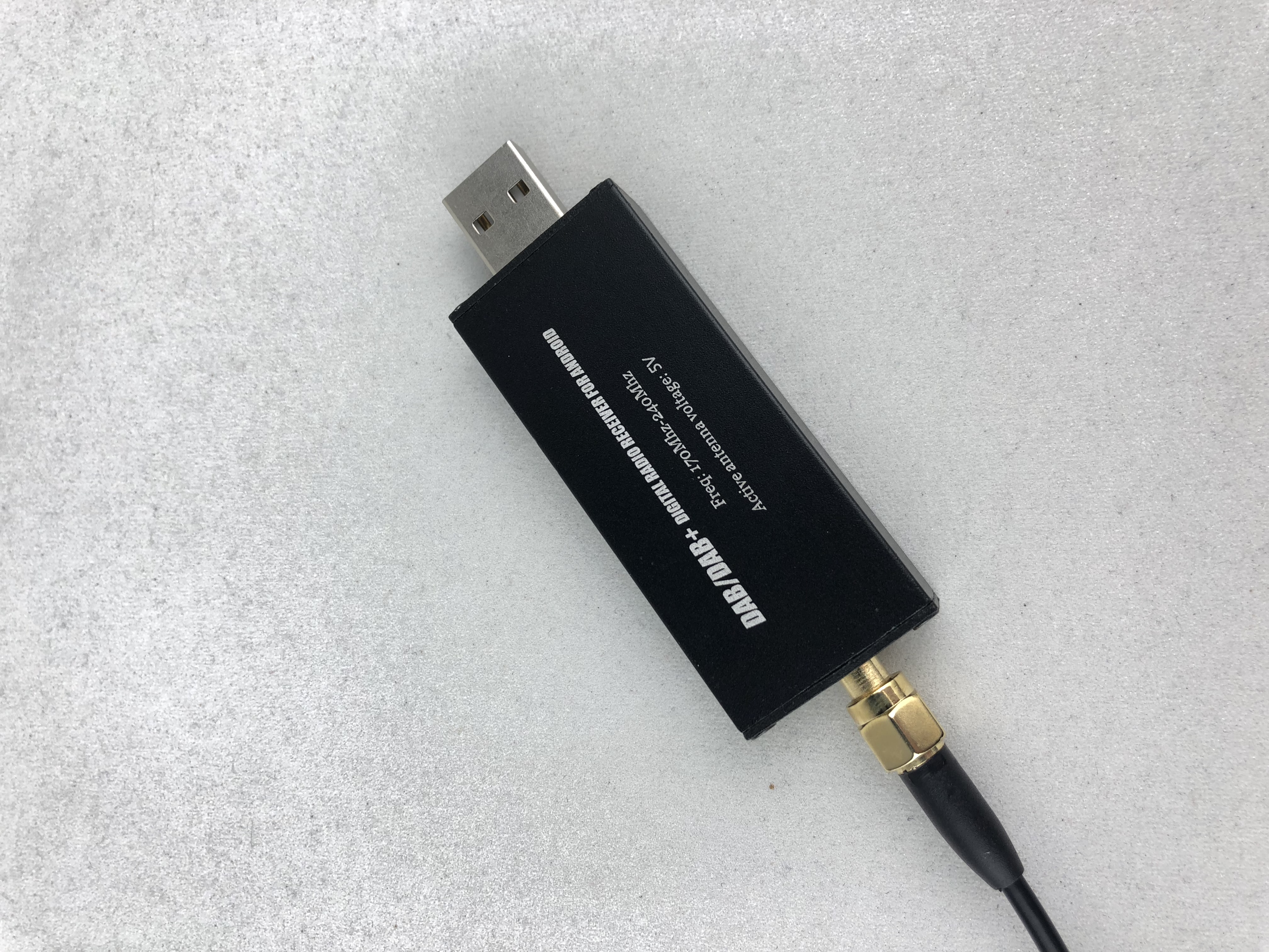 USB车载DAB收音机 USB车载DAB接收器收音机 USB接收器 车载DAB