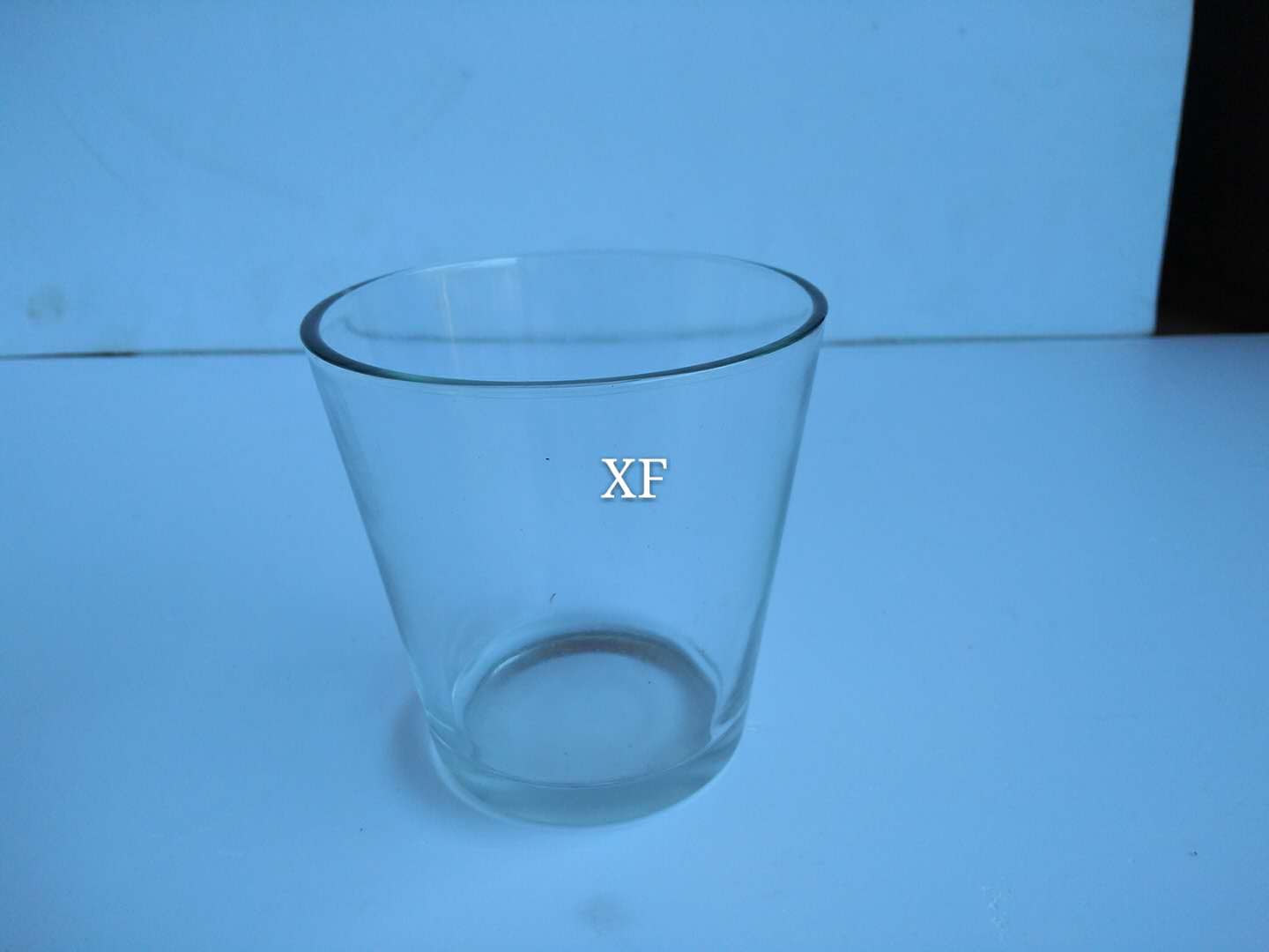 厂家直销斜身玻璃杯透明圆形玻璃杯供应