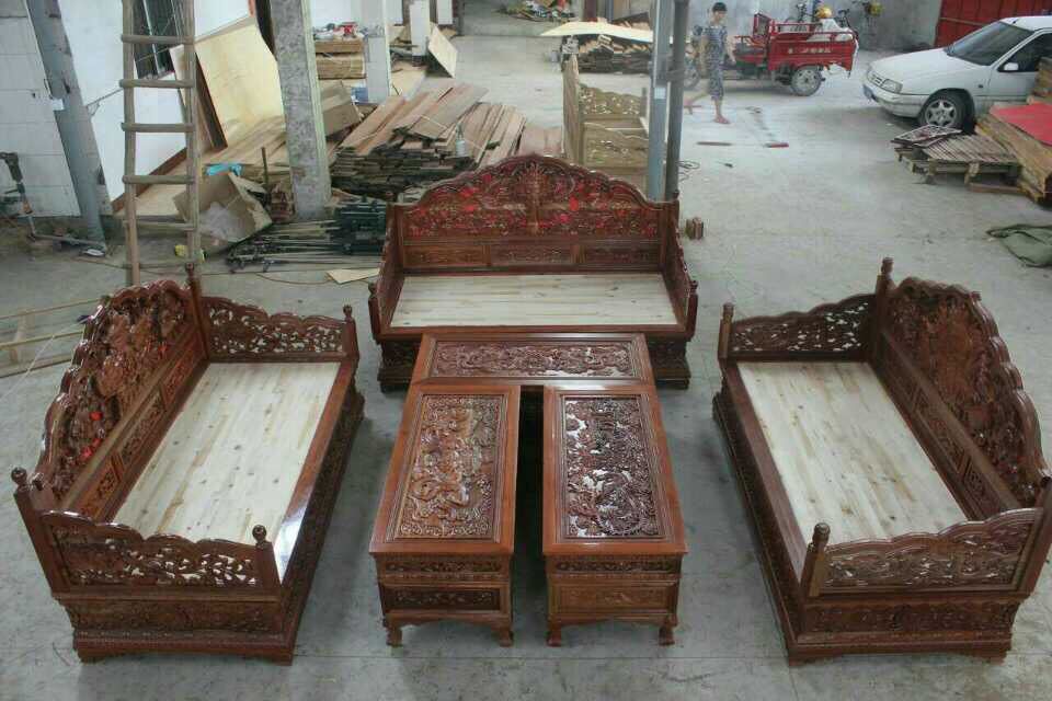 成都藏式沙发，茶几，床，佛龛