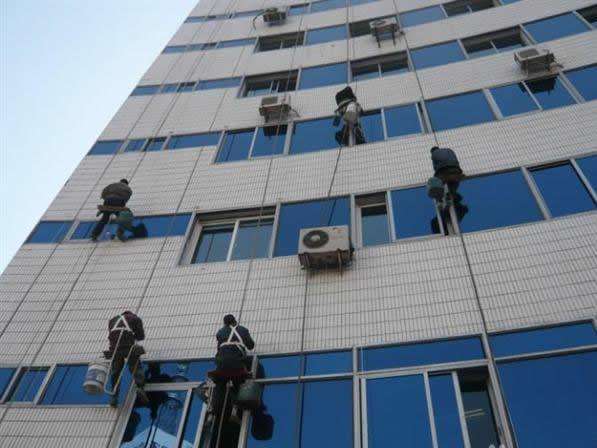 惠城外墙高空防透水砖铺设工程写字楼清洁工程公司图片